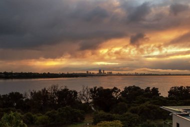 Point Walter, Batı Avustralya 'daki Kuğu Nehri' nin bir noktasıdır. Point Walter, Bicton banliyösünde, Perth Cbd 'nin yaklaşık 12 km güneyinde ve Fremantle' ın 7 km kuzeydoğusunda yer almaktadır..