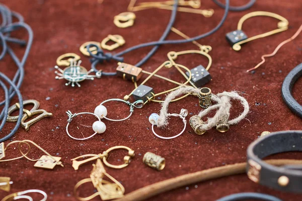 Ortaçağ Bakır Takı el yapımı