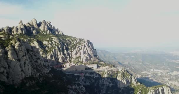 Hermosa Vista Desde Cima Del Antiguo Monasterio Las Montañas Volando — Vídeos de Stock