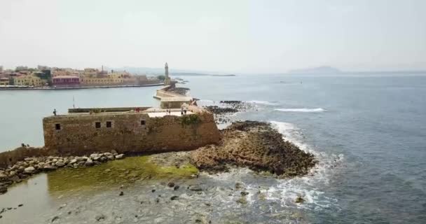 Vue du haut de la jetée de la ville en Grèce — Video