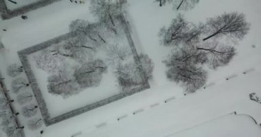 güzel bir ülke park Sarayı ile görünümünü