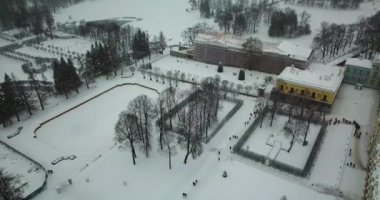 güzel bir ülke park Sarayı ile görünümünü