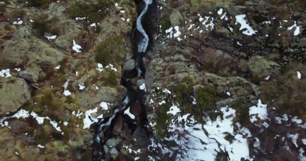 Прекрасный вид на водопады — стоковое видео