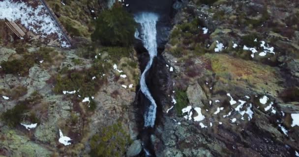 Güzel manzara Falls — Stok video