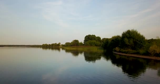 belle vue aérienne sur la rivière 