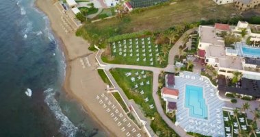 otel denize sıfır üstünden görüntülemek