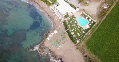 otel denize sıfır üstünden görüntülemek