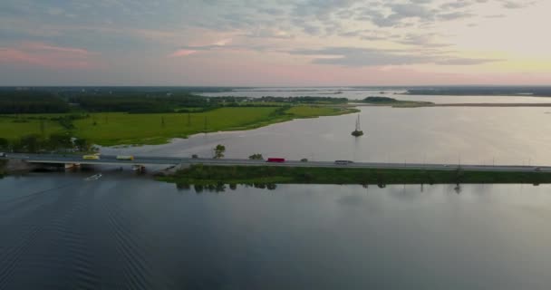 la vue depuis le sommet de la grande et belle rivière 