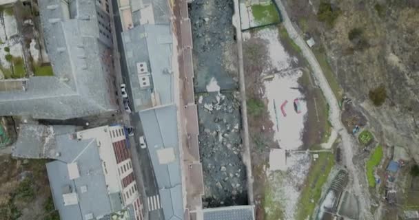 Vue du sommet de la ville de montagne d'andorra la vella, Catalonie — Video