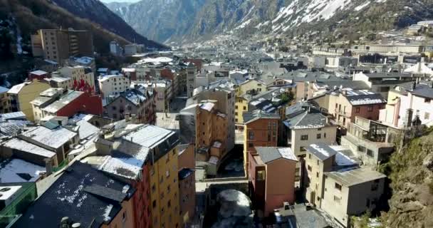 Top view of the mountain city of andorra la vella, catalonia — стокове відео