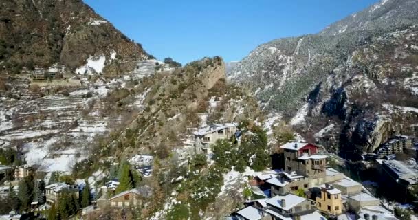 Top view of the mountain town of andorra la vella, catalonia — Stock Video
