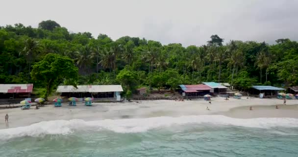 Beautiful beach aerial view in 4k video, white beach in bali — Stock Video
