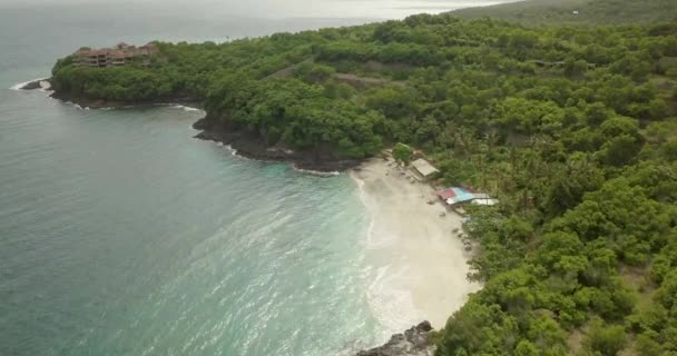 Belle plage tropicale, vue aérienne, vidéo 4k, Indonésie — Video