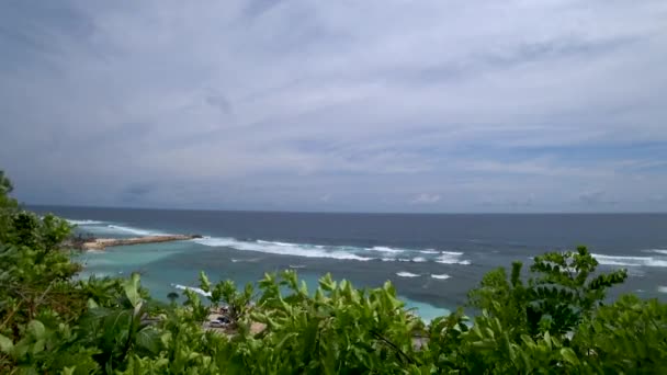 Hermosa vista de la playa tropical, hermoso mar asia — Vídeos de Stock