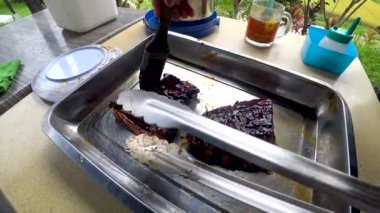 ızgara domuz kaburga, ateşte ızgara