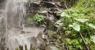 Güzel basamaklı şelale, Bali Endonezya isteyen,