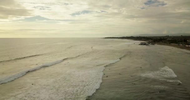 Vista desde la cima de la hermosa costa del Mar Caribe — Vídeo de stock