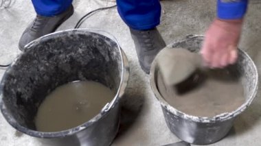 Oluşturucu sıva ile beton karıştırma, apartman onarım