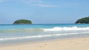 Kata beach yüzme ve sörf tahtası play uygulama için en iyi yer