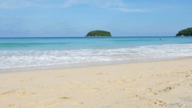 Kata beach yüzme ve sörf tahtası play uygulama için en iyi yer