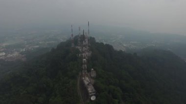 Sumatra Adası Endonezya kapak radyo ve televizyon istasyonu dağ ve tüm Tayland Güney vahşi ateş füme bulut kirliliğinin.