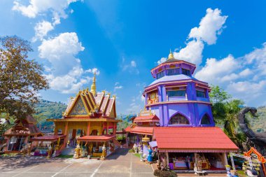 Chiang Rai, Tayland - 24 Şubat 2018:Wat Prathat Doi Waodani veya siyah akrep Tapınağı, Mae Sai Chiang Rai sınır kapısı Mai Sai Tachilek Myanmar.
