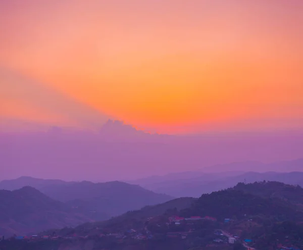 Paisaje Amanecer Sobre Montaña Doi Mae Salong Chiang Rai Tailandia — Foto de Stock