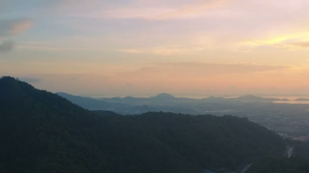 Vista Aérea Salida Del Sol Gran Mirador Phuket Buddha Mar — Vídeos de Stock