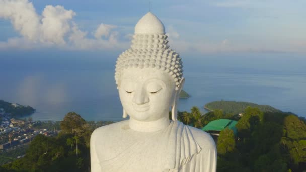 Phuket Big Buddha Dos Marcos Mais Importantes Reverenciados Ilha Buda — Vídeo de Stock