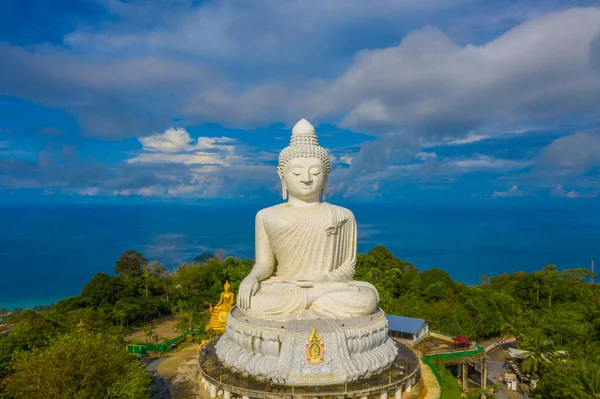 Vue Aérienne Nuage Blanc Dans Ciel Bleu Phuket Grand Bouddha — Photo