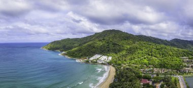 havadan görünümü panorama Phromthep cape ve rüzgar tubine bakış.