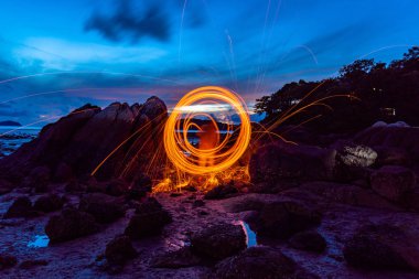 Çelik yün fotoğraf denemeler yazma serin