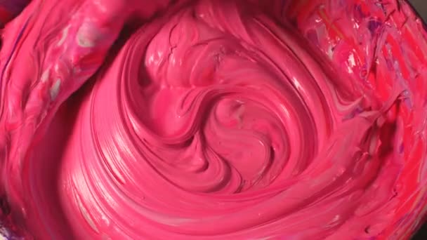 Mischen Einer Neuen Hellrosa Farbe Durch Setzen Weiße Farbe Rosa — Stockvideo