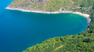 Krating cape Phahindum bakış açısı yakınındaki 4 plajlar Nui beach Kata Noi beach Kata beach Karon beach diğer yan Rüzgar Türbini ve Promthep cape görebilirsiniz görebilirsiniz