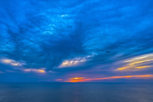 Areial Fotografía Refleja Puesta Sol Mar Karon Phuket Tailandia — Foto de Stock