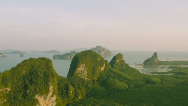 Flygfotografering Baan Hinrom Mitt Samed Nangshe Skärgård Phang Nga Thailand — Stockvideo