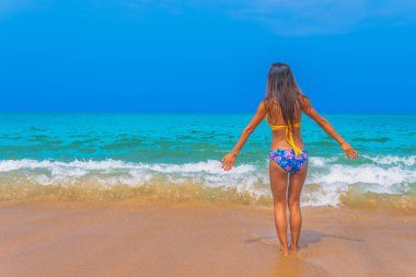 Mai Khao beach Phuket Island Phuket Havaalanı en uzun sahil Mai Khao beach üzerinde olmasıdır