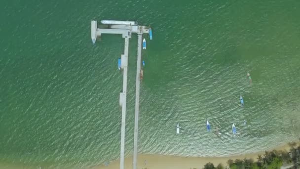 Vista Aérea Sobre Muelle Del Templo Phayam Que Único Lugar — Vídeo de stock