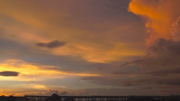 Hermosa Puesta Sol Roca Sobre Muelle Industria Kwang Beach Tienen — Vídeos de Stock