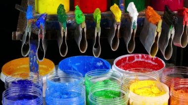 tee gömlek fabrika mağazasında baskı tee gömlek için mürekkep renkli. Plastisol mürekkezte tee gömlek fabrikasında ve ihracat için sanayide yararlı.