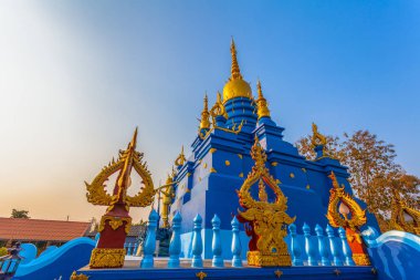 Chiang Rai Tayland mavi tapınak Wat Rong Sua Ten üzerinde sahne gündoğumu