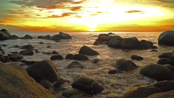 Tramonto Sopra Grandi Rocce Lam Sai Lam Sai Trova Tra — Video Stock