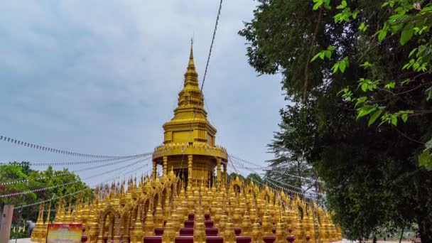 Golden Pagoda Wat Sawang Bun Saraburi Province Thailand Existuje 500 — Stock video