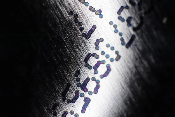 Numaraları fırçalanmış Metal zemin üzerine