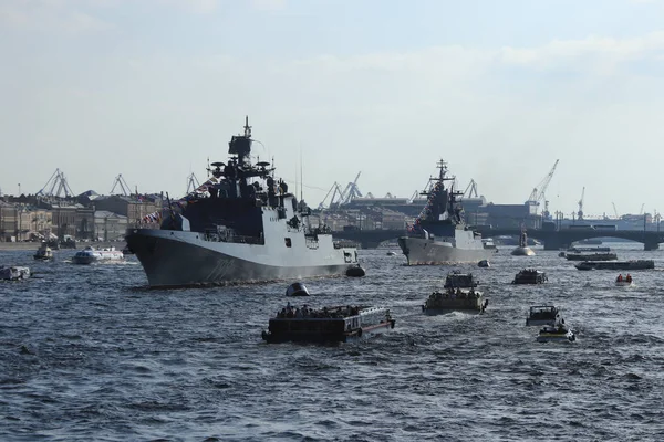 Ruské Námořnictvo Bitevní Lodě Osobní Lodě Řece Něvě Den Ruského — Stock fotografie