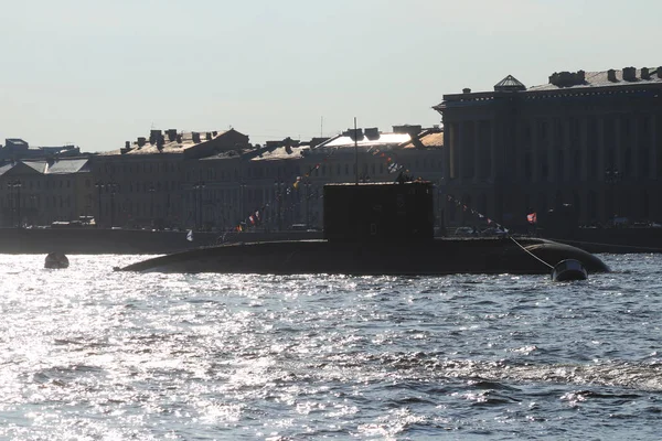 Wojskowy Okręt Podwodny 806 Dmitrov Rzeka Neva Dzień Rosyjskiej Marynarki — Zdjęcie stockowe