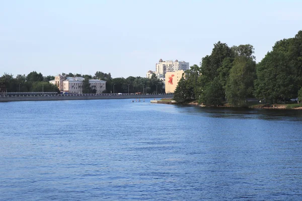 Big Nevka Rivière Remblai Paysage Urbain Skyline Île Elagin Architecture — Photo