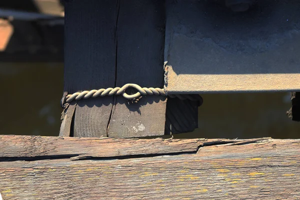 Alte Rostige Teile Einer Eisenbahnbrücke — Stockfoto