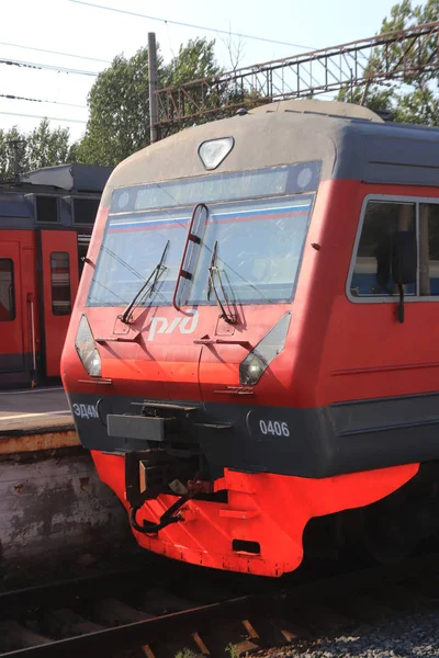 Cabine Locomotiva Vermelha Parte Frente Comboio Veículo Transporte Ferroviário — Fotografia de Stock