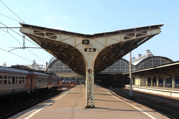 Construção Dossel Ferro Plataforma Estação Ferroviária — Fotografia de Stock
